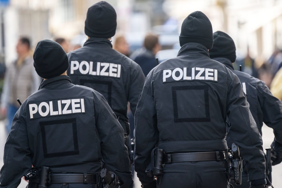 Sorgt das Polizeiaufgabengesetz in Bayern für mehr Sicherheit oder ist es schlichtweg nicht im Einklang mit der Verfassung? (Symbolbild)