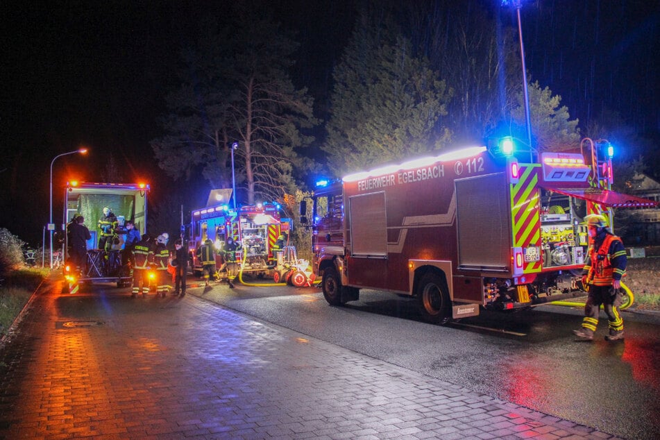 Die Feuerwehr musste nachts anrücken.