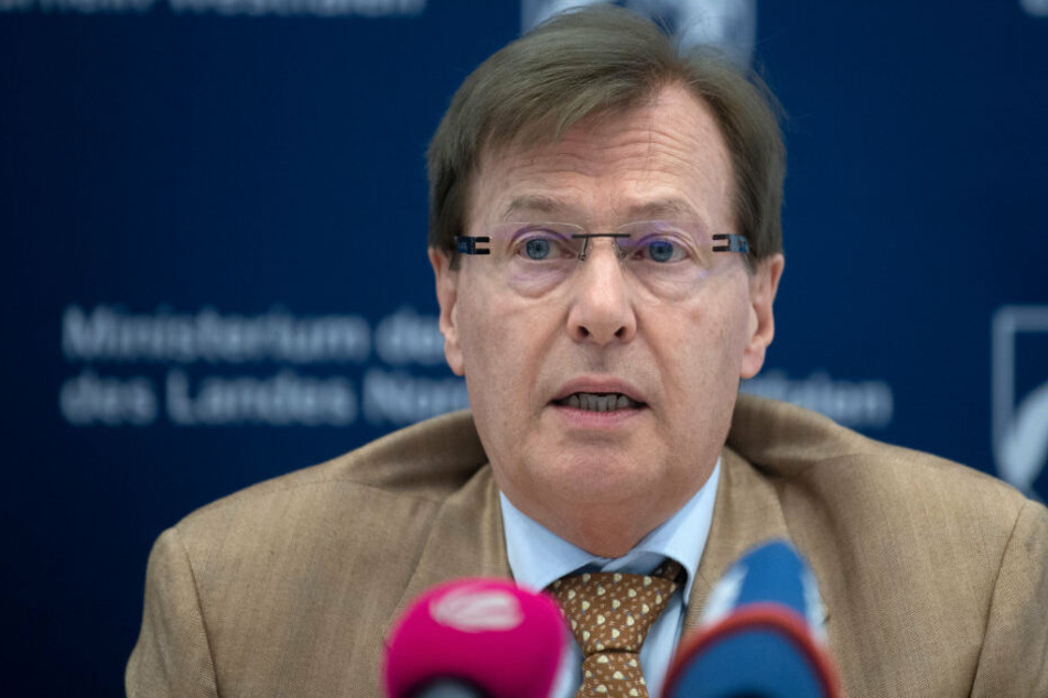 NRW-Justizminister Peter Biesenbach (71).