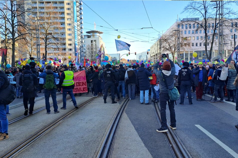 Auch die DGB rief für den heutigen Samstag zur Demonstration auf.