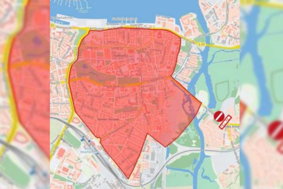 Der Bereich rund um die Rostocker Innenstadt wurde zum Sperrbezirk erklärt.
