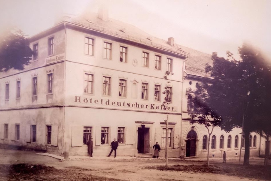 Das "Hotel Deutscher Kaiser" - hier im Winter 1910 - blickt auf eine lange Geschichte zurück.