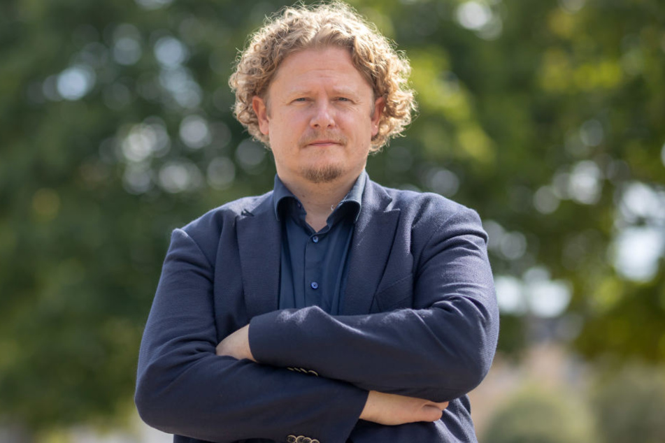 Lars Fassmann (VOSI/Piraten) will, dass der CFC soll erstmal seine Mitgliederbeiträge eintreibt.