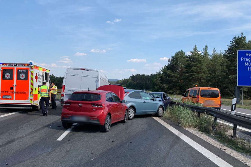 In den Unfall auf der A3 waren mehrere Fahrzeuge verwickelt.