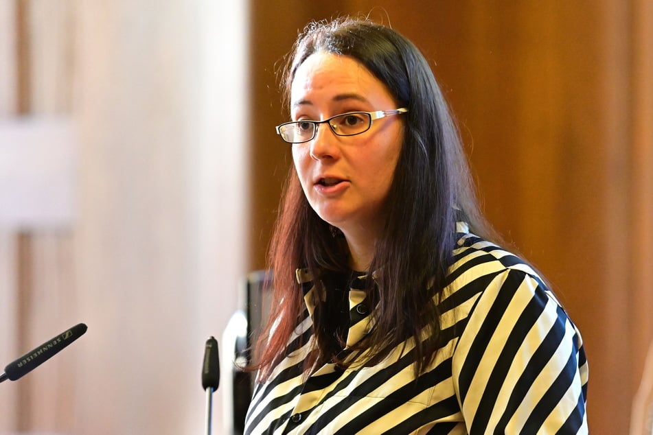 Jeannette Wilfer (35, BSW) stellt eine Neubewertung des Kaufhof-Deals in den Raum.