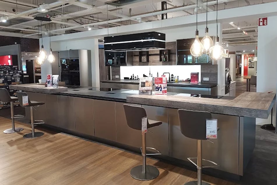 Verkaufsoffener Sonntag (1.3.) bei XXXLutz mit diesen tollen Aktionen