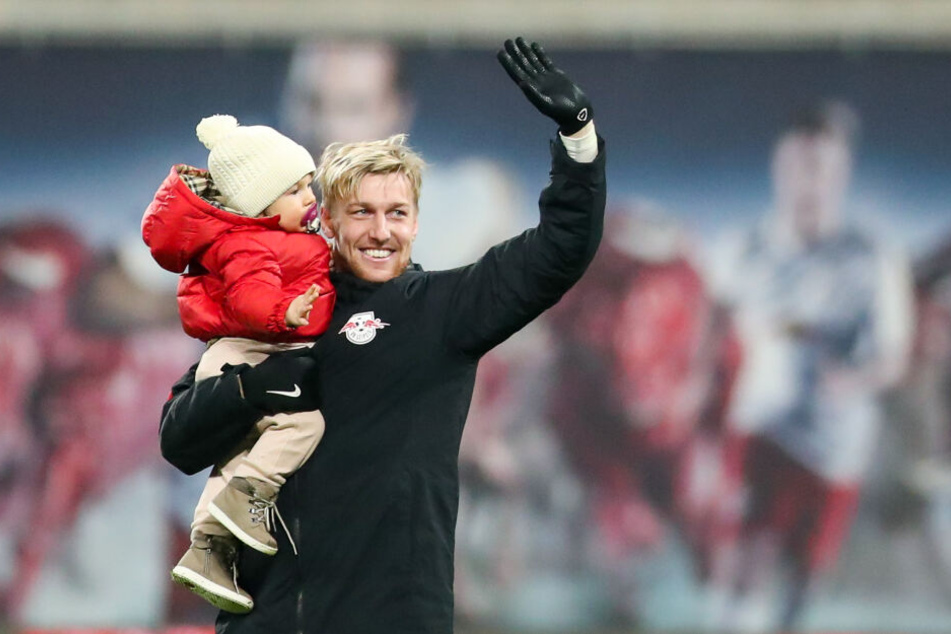 Forsberg mit Töchterchen Florence am Samstag nach dem Spiel gegen Köln.