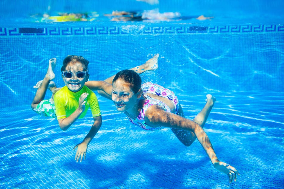 Im Sonnenbad in Schwarzenberg können sich die Kinder am Samstag beim WasserSpaßTag austoben. (Symbolbild)