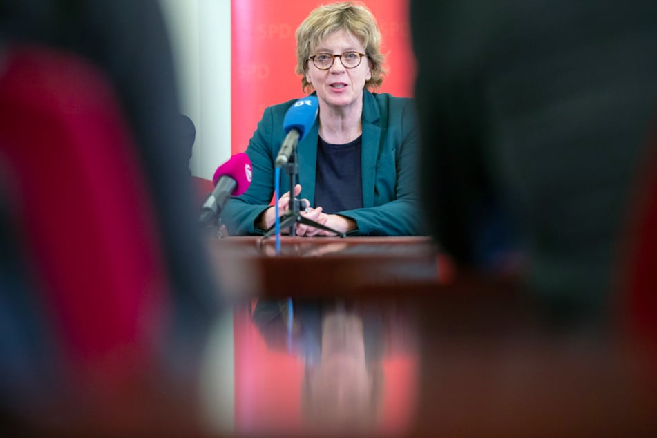 Natascha Kohnen (52), Vorsitzende der SPD in Bayern, spricht während einer Pressekonferenz anlässlich der Kommunalwahl in Bayern.