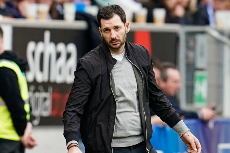 Hertha-Coach Sandro Schwarz (44) will von Untergangsstimmung nichts wissen und verwies auf bessere Auftritte.