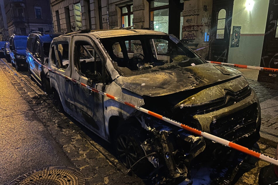 Der Citroën litt am heftigsten unter den Flammen.