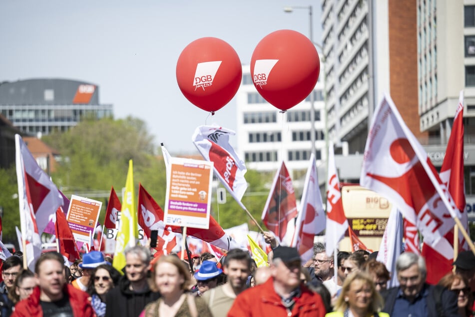 Am Maifeiertag ziehen wieder mehrere Protestzüge durch die Magdeburger Innenstadt. (Symbolbild)