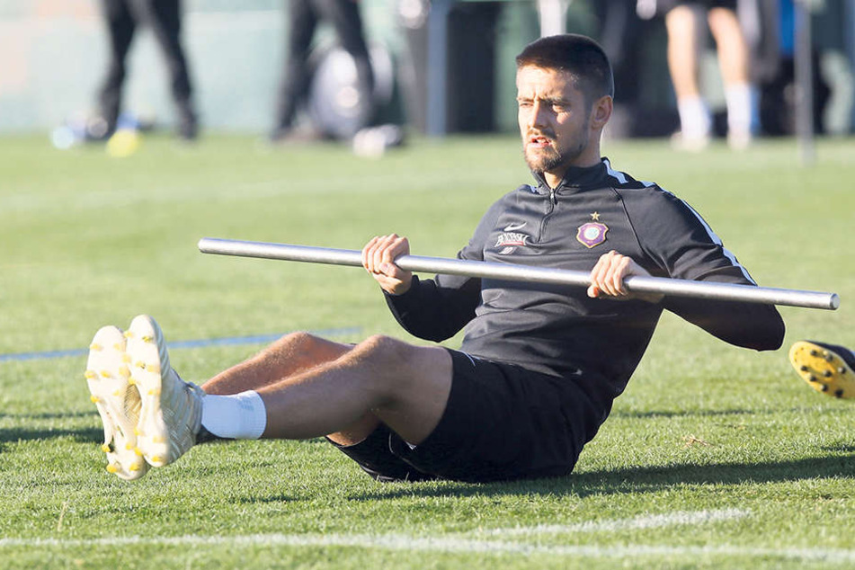Auch Dimitrij Nazarov genoss die Bedingungen im spanischen Camp und arbeitete an seiner Fitness.