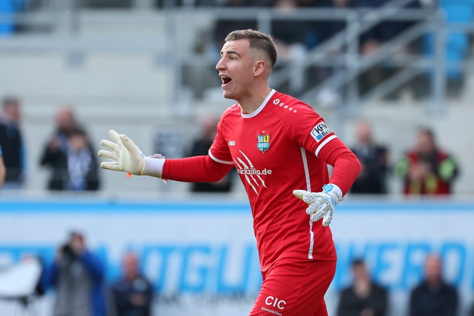 Daniel Adamczyk (22) ist für die Himmelblauen ein sicherer Rückhalt. Mit ihm im Tor hat der CFC nächste Saison viel vor.