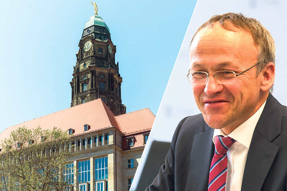 Hat allen Grund zum
Lachen: Finanzbürgermeister
Peter
Lames (52, SPD)
freut sich über
67,9 Millionen Euro.