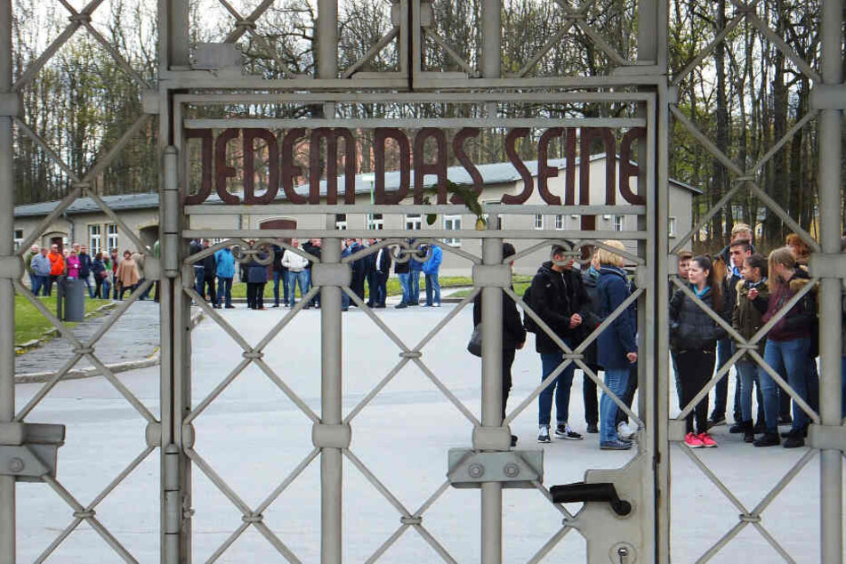 Die Stadt Chemnitz finanziert für Schüler Bildungsfahrten nach Buchenwald.
