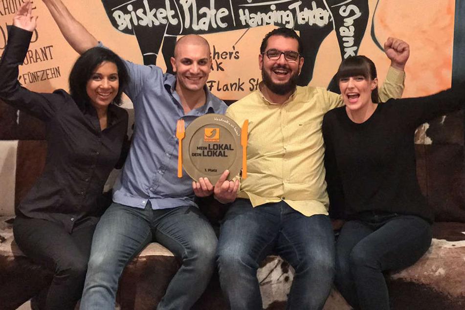 Mit seinem Lokal "2015 Steakhouse" gewann er die TV-Sendung "Mein Lokal, Dein Lokal".