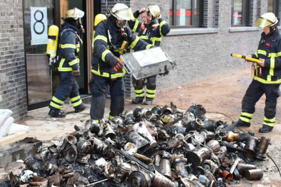 Bei dem Brand wurden zig historische Kaffeemaschinen zerstört.