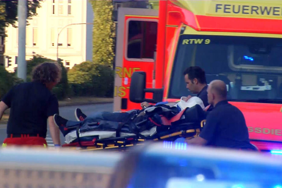 Der Motorradfahrer erlag im Krankenhaus seinen schweren Verletzungen. (Symbolbild)