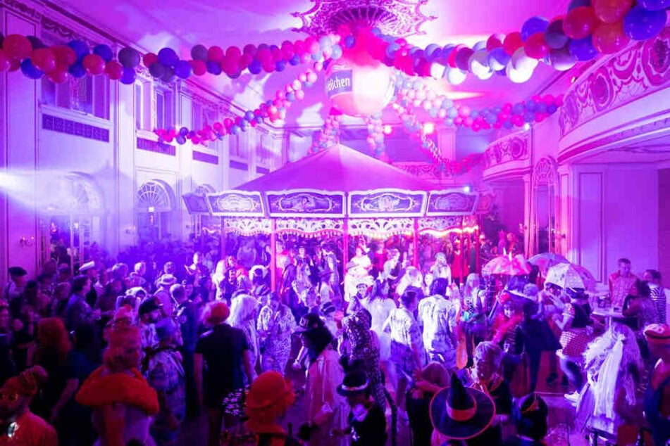 Full House beim Pichmännel-Fasching! 1500 Gäste feiern ausgelassen.