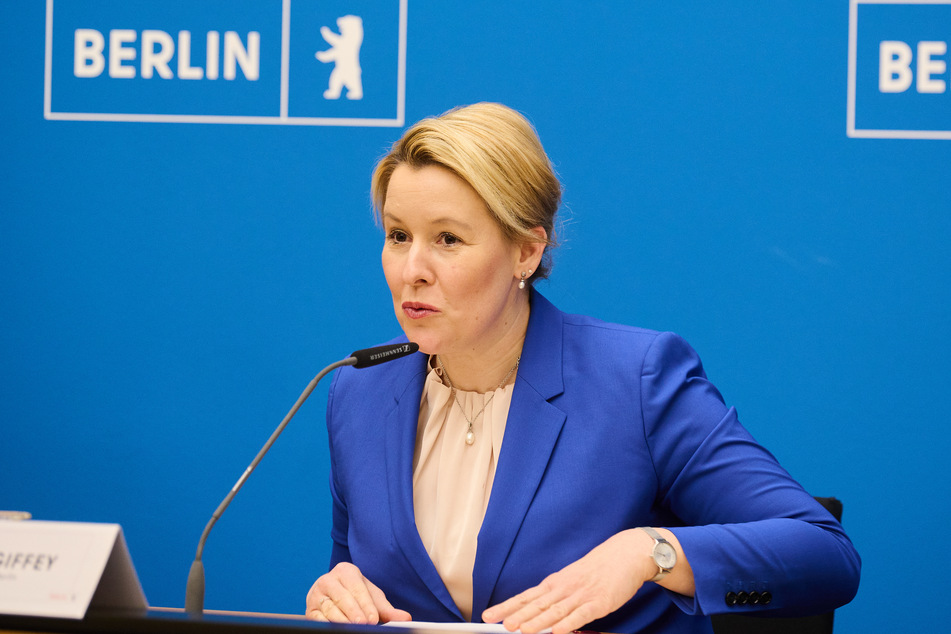 Franziska Giffey (43, SPD), Regierende Bürgermeisterin von Berlin.