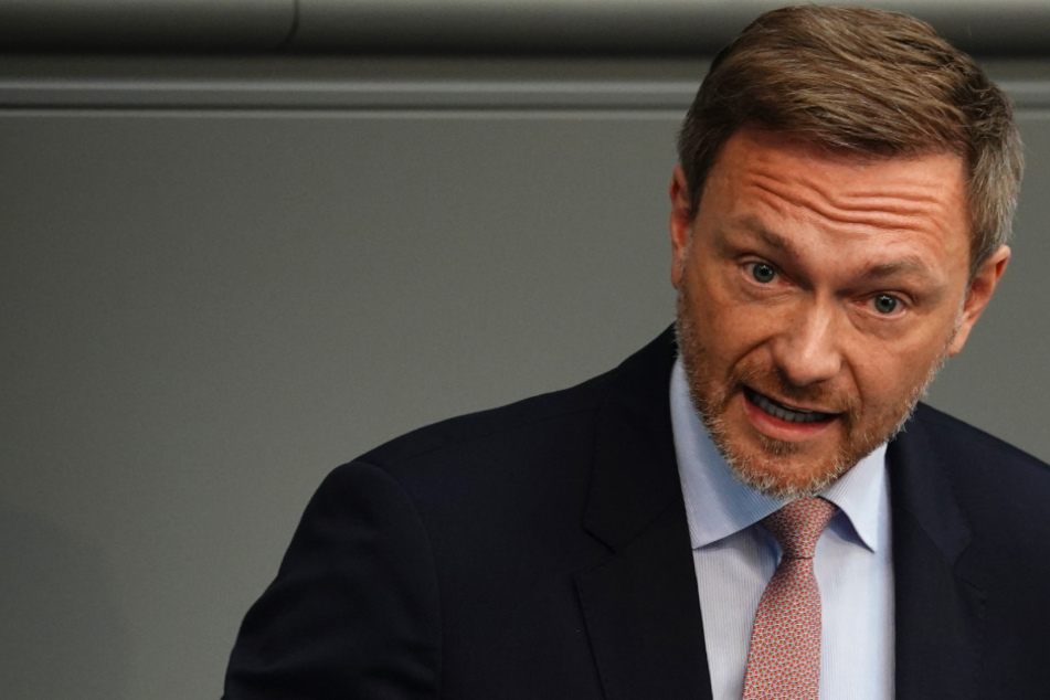 "Nicht einmal wirksam": FDP-Chef Lindner watscht Pläne der Ausgangs-Beschränkungen ab