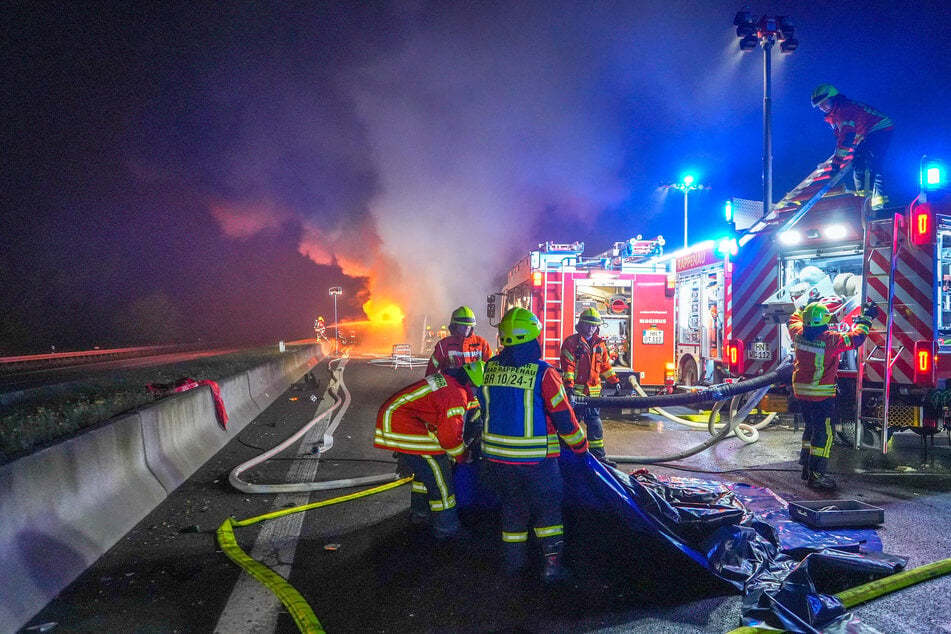 Die Feuerwehr war mit einem Großaufgebot im Einsatz.