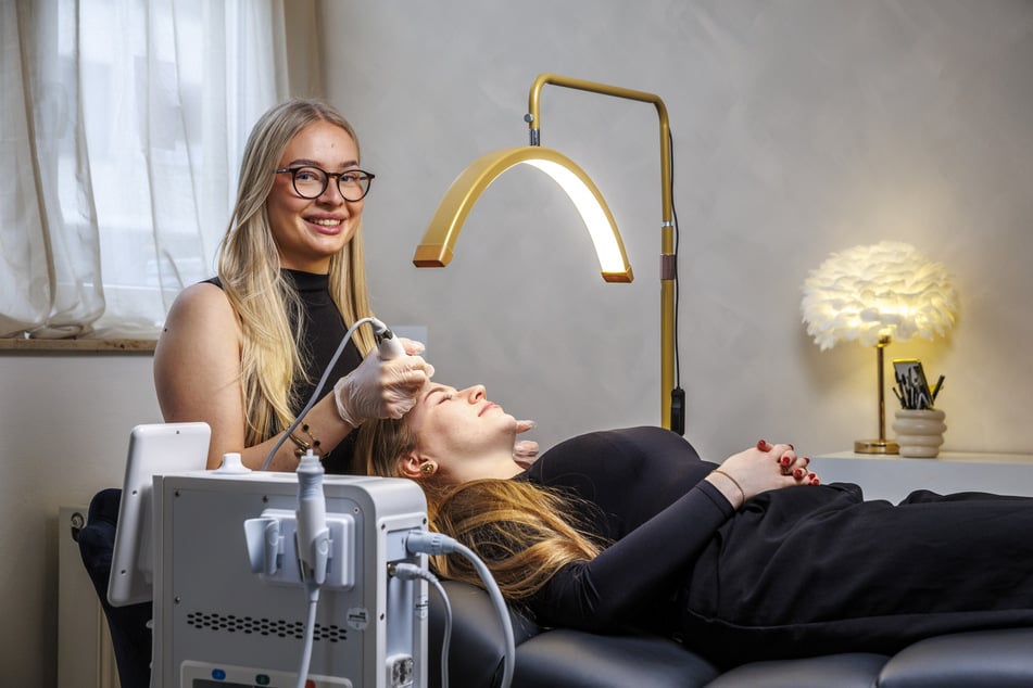 Beim Korean Facial wird die Haut präventiv gepflegt.