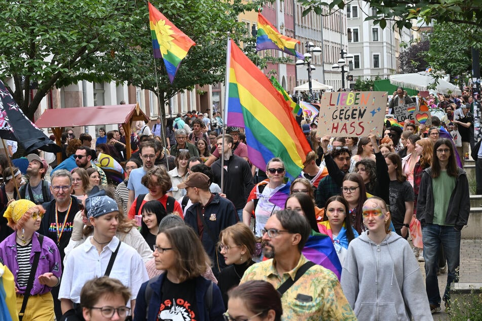 Neuer Rekord: 2000 Teilnehmer demonstrierten am Samstag beim CSD.