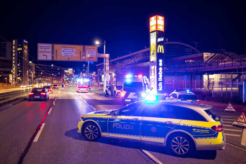 Die Einsatzkräfte vor Ort.
