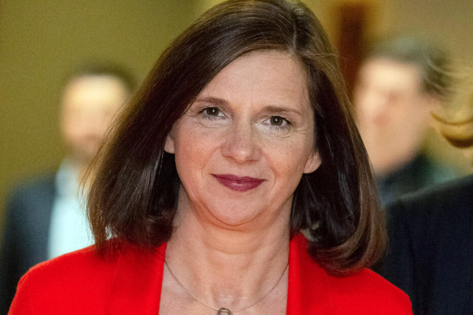 Katrin Göring-Eckardt will die Vernichtungsstrategie der Online-Versandhändler behandeln.