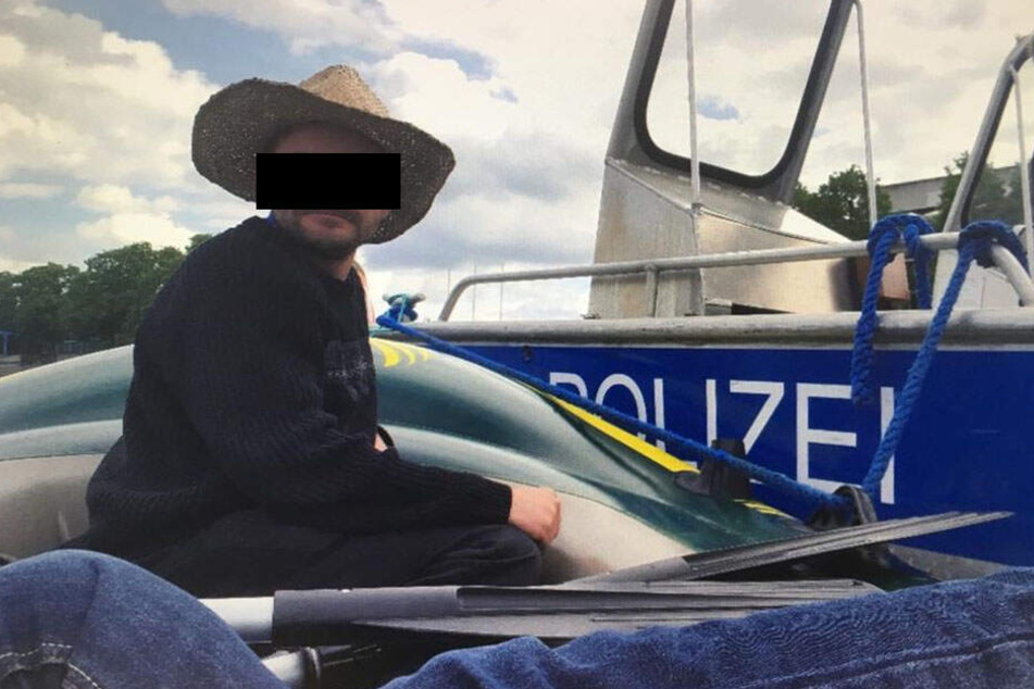 Steffen P. (49) muss die 500 Euro Bußgeld für seine Paddeltour nun doch nicht bezahlten.