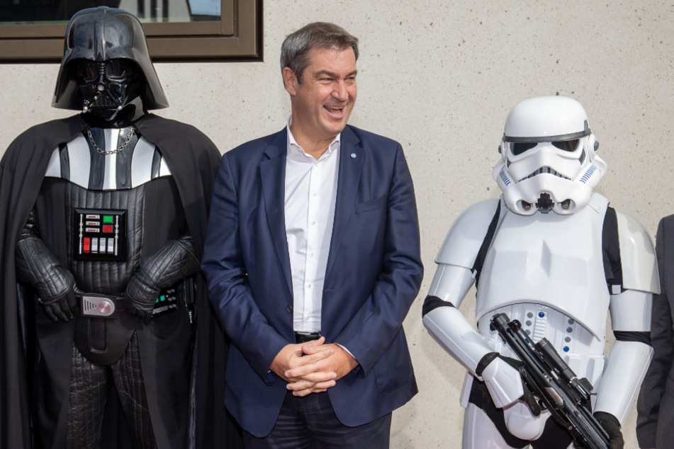 Auch Bayerns Ministerpräsident Markus Söder (54, M.) schaute bei der Eröffnung der neuen Zweigstelle vom Deutschen Museum in Nürnberg vorbei.