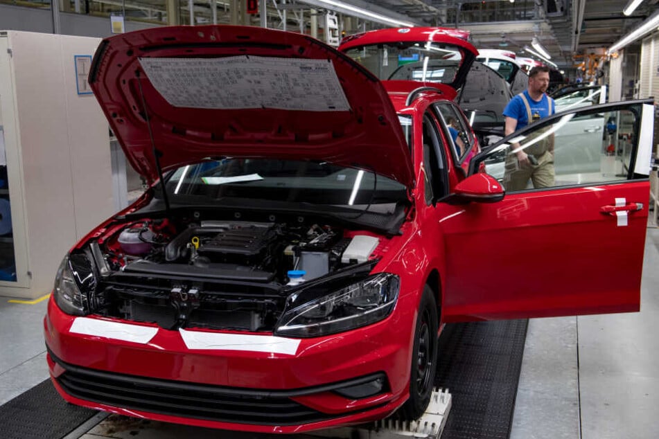 VW baut Stellen ab, doch Mitarbeiter können aufatmen