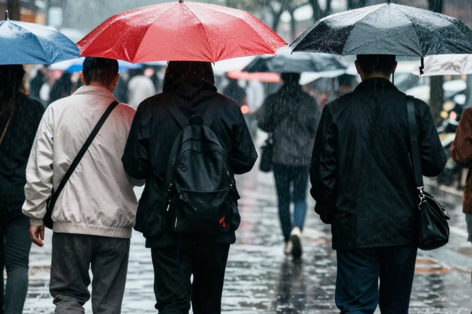 Am Freitag müssen die Menschen in Hessen mit eher kühlen Temperaturen sowie Schauern und vereinzelten Gewittern rechnen. (Symbolbild)