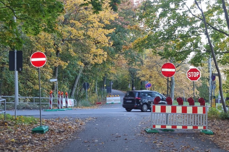 Da war letzte Woche guter Rat teuer: Aus dem Steinweg in Hilbersdorf gab es durch eine Baustelle kein "Entkommen".