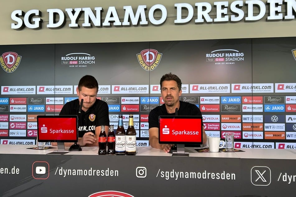 Thomas Stamm (41, r.) auf der Pressekonferenz vor dem Duell am Samstag gegen Hansa Rostock.