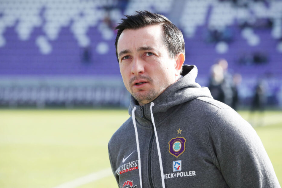 Aue-Trainer Daniel Meyer muss gegen Köln seine Abwehr umstellen.