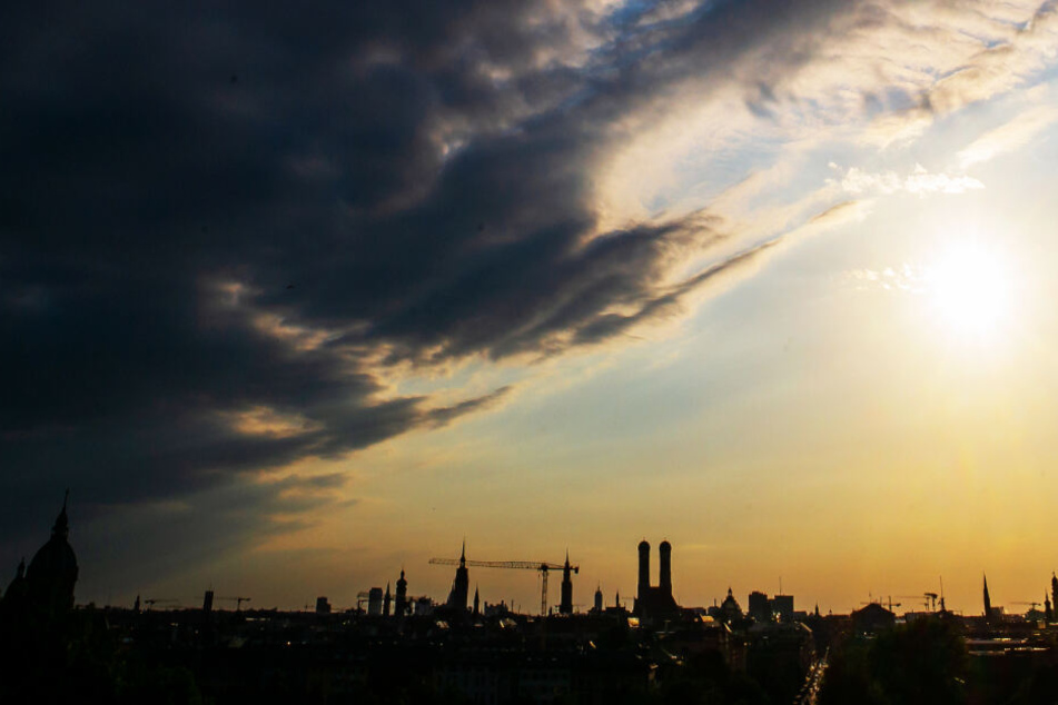 Das Wetter in München und dem restlichen Freistaat zeigt sich am Wochenende von zwei Seiten.
