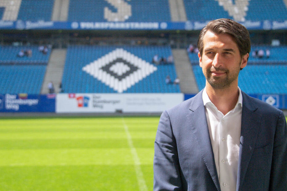 HSV-Sportvorstand Jonas Boldt schließt einen neuen Stürmer nicht aus.