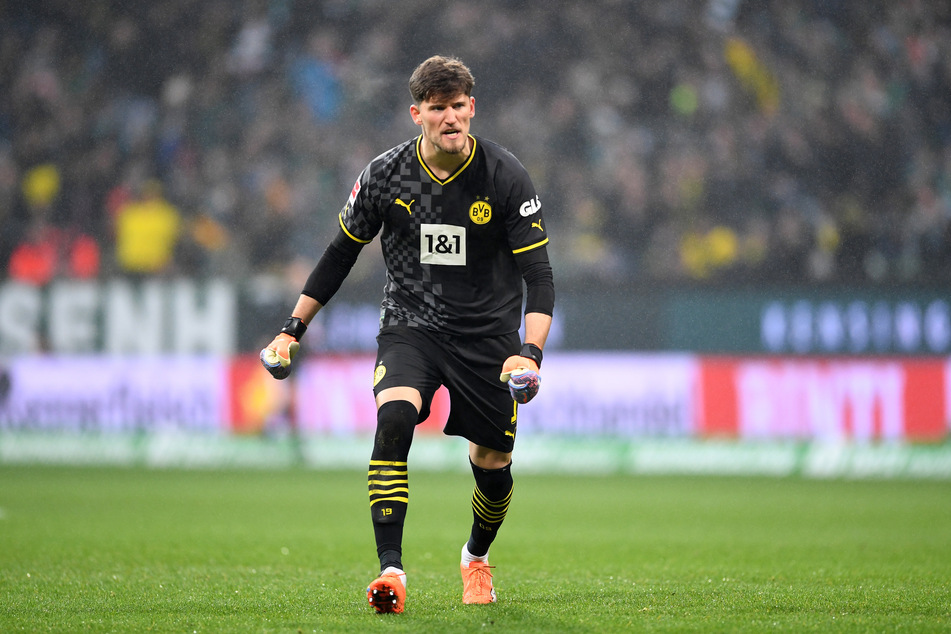 Torwart Gregor Kobel (25) erweist sich als sicherer Rückhalt für seinen Klub Borussia Dortmund.
