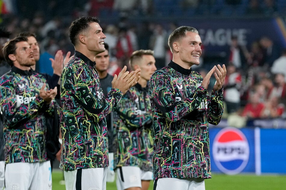 Am Ende eines furiosen Abends stand im berüchtigten "De Kuip"-Stadion in Rotterdam ein ungefährdeter 4:0-Erfolg für die Werkself zu Buche.