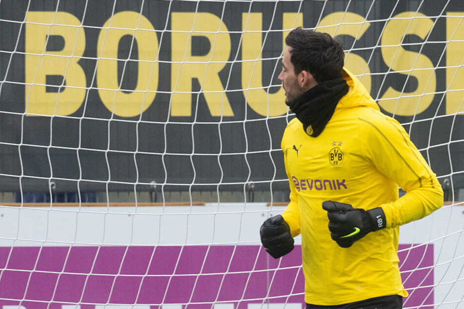 Roman Bürki, die etatmäßiger Dortmunder Nummer 1 kann nicht spielen.