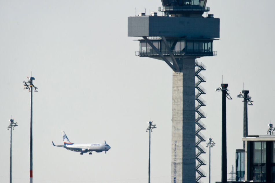 Der betroffene Luftraum um das DFS-Center in Langen wurde um rund 25 Prozent gesenkt (Symbolbild).