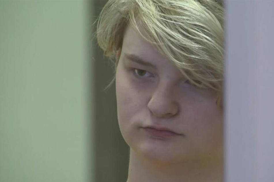 Denali Brehmer ermordete ihre beste Freundin, weil ein unbekannter Mann ihr dafür neun Millionen Dollar anbot.