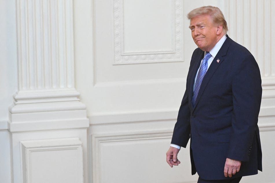 Trump announces 100% tariffs on generic pharmacy drugs with 200% rate soon to follow