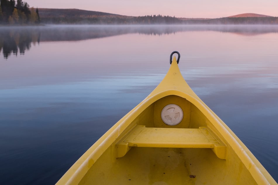 Schweden ist mit seinen vielen Seen bei Kajak- und Kanufahrern beliebt. (Symbolbild)