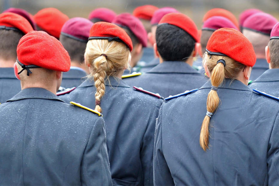 Auch aus den Reihen der Oberleutnants gibt es Kritik an dem Bundeswehroberhaupt.