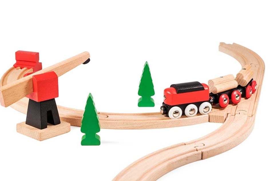 Dann doch lieber mit der Holzeisenbahn spielen.