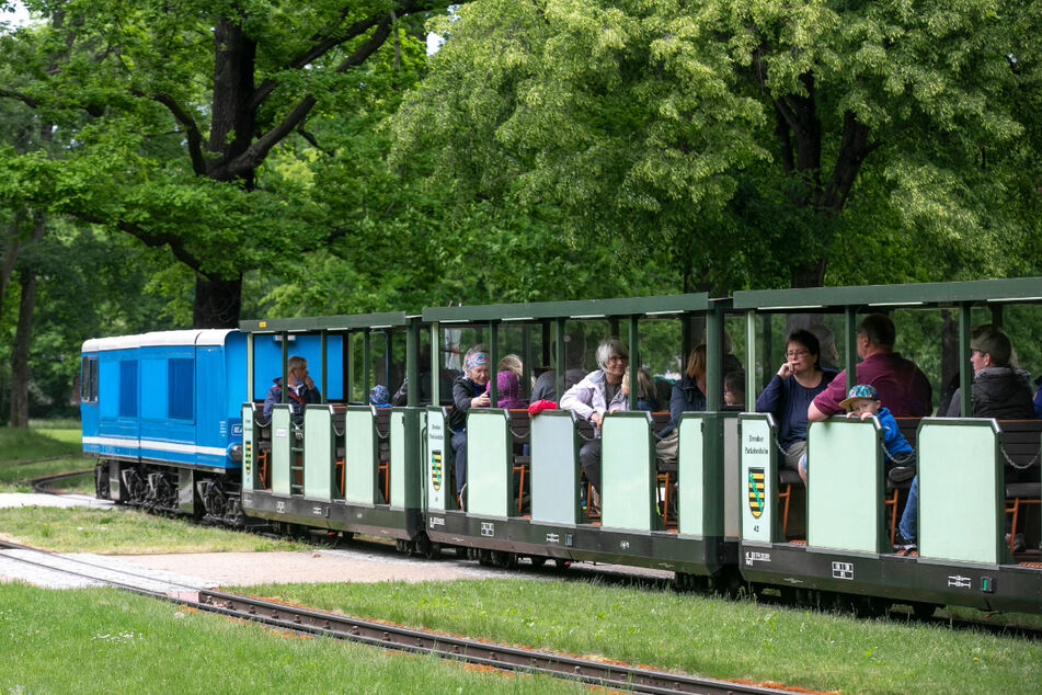Nach der coronabedingten Pause fährt die Parkeisenbahn wieder.